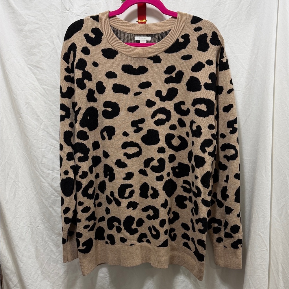 Daily Ritual Animal Print Sweater - Black and Tan